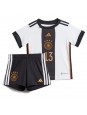 Tyskland Thomas Muller #13 Replika Hemmakläder Barn VM 2022 Kortärmad (+ byxor)